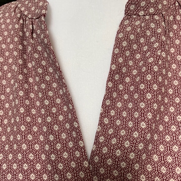 Ladies Top - Picture 3 of 4